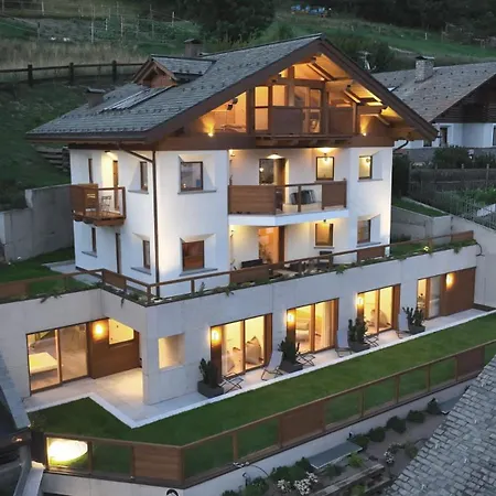 N'joy Hotel