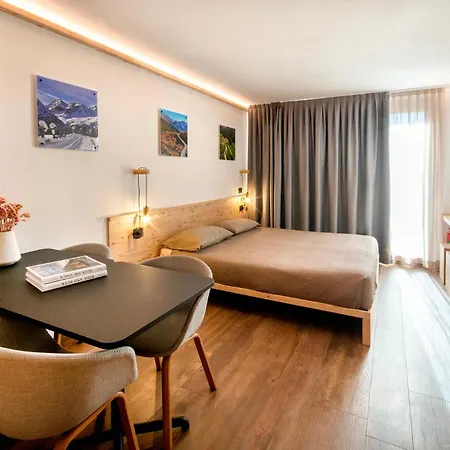 Hotel N'joy 2*