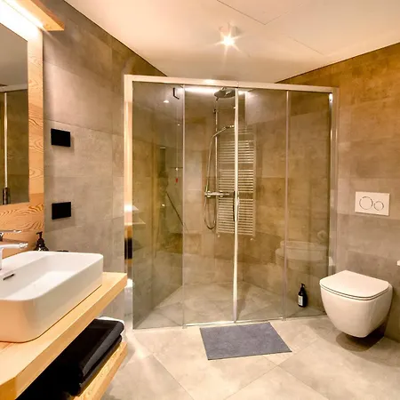 Hotel N'joy