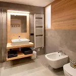 Hotel N'joy 2*